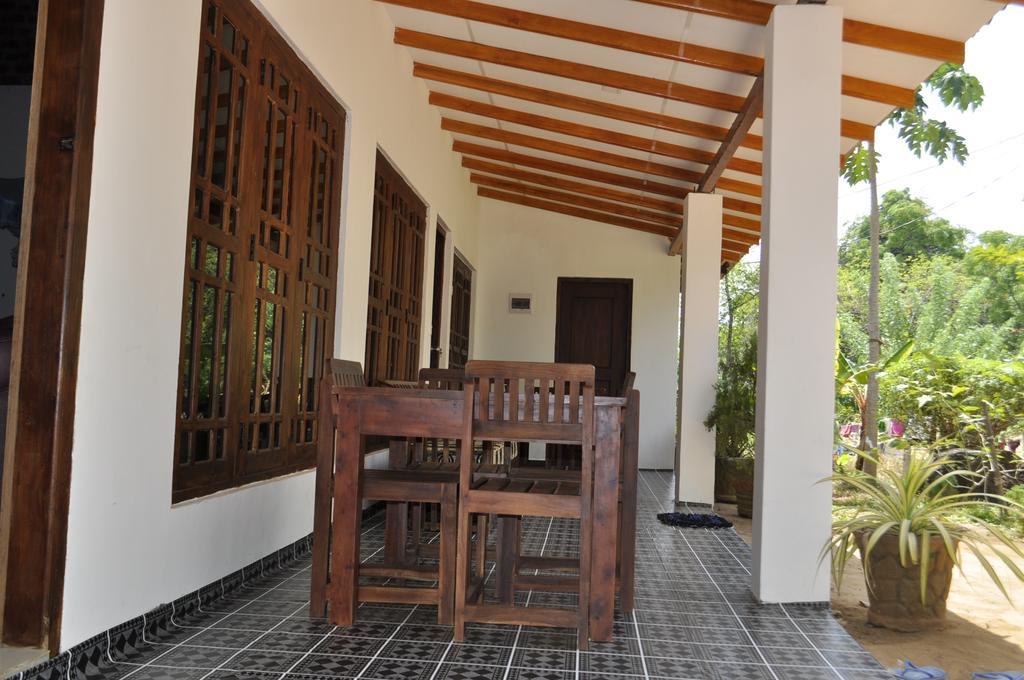 Habarana Dulwan Guest House Esterno foto