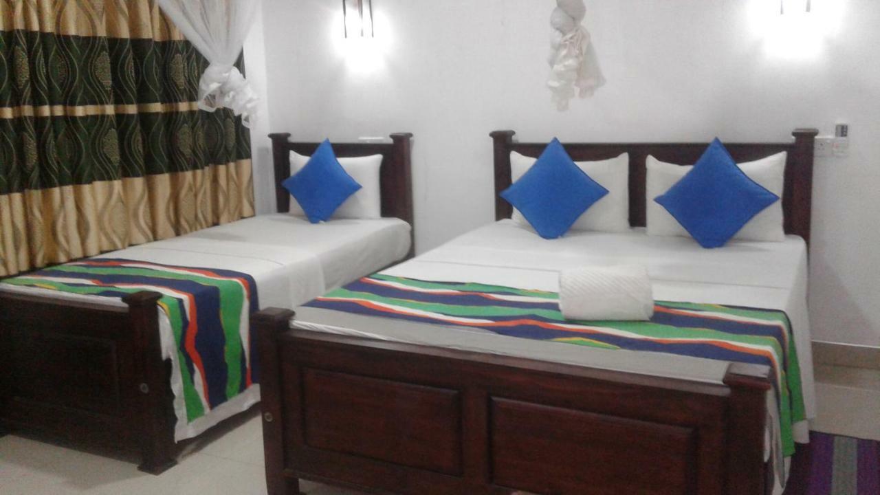 Habarana Dulwan Guest House Esterno foto